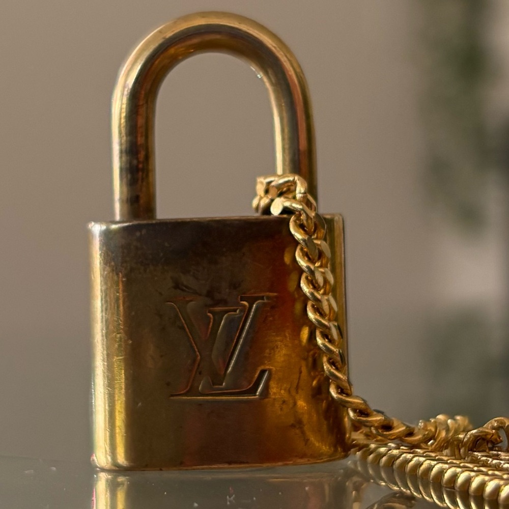 Louis Vuitton Vintage Brass Padlock (#326) 🌟 - Picture 2 of 7
